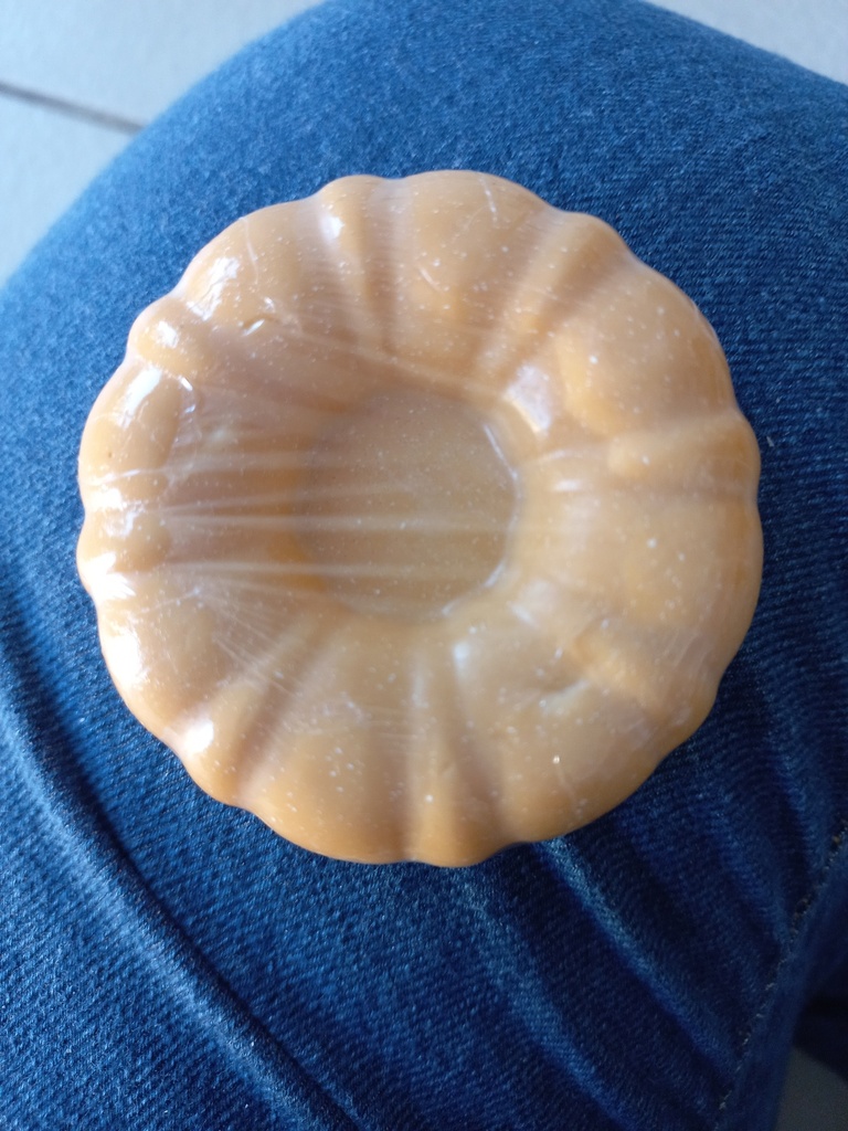 JABÓN REDONDO CARAMELO