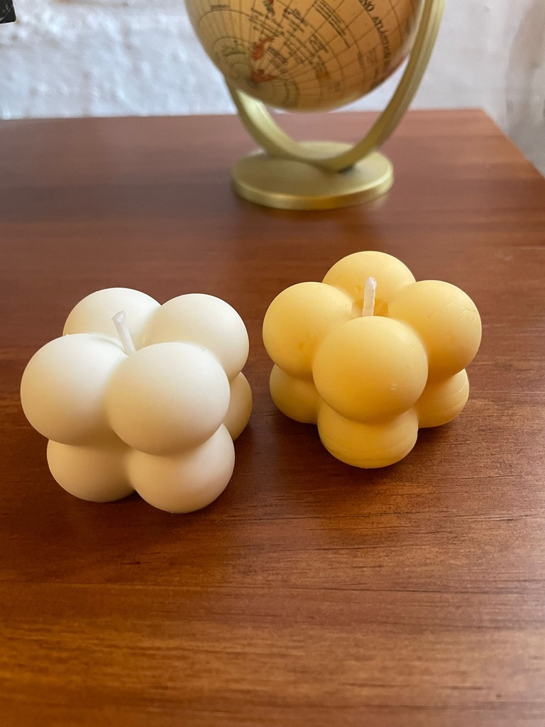 VELA KILLARI CHICA Bubble